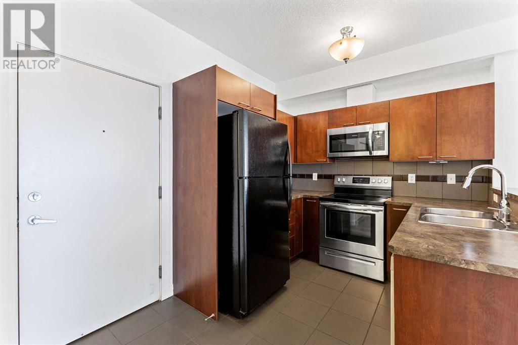 Photo 2 of 302 2420 34 Avenue Sw, Calgary AB