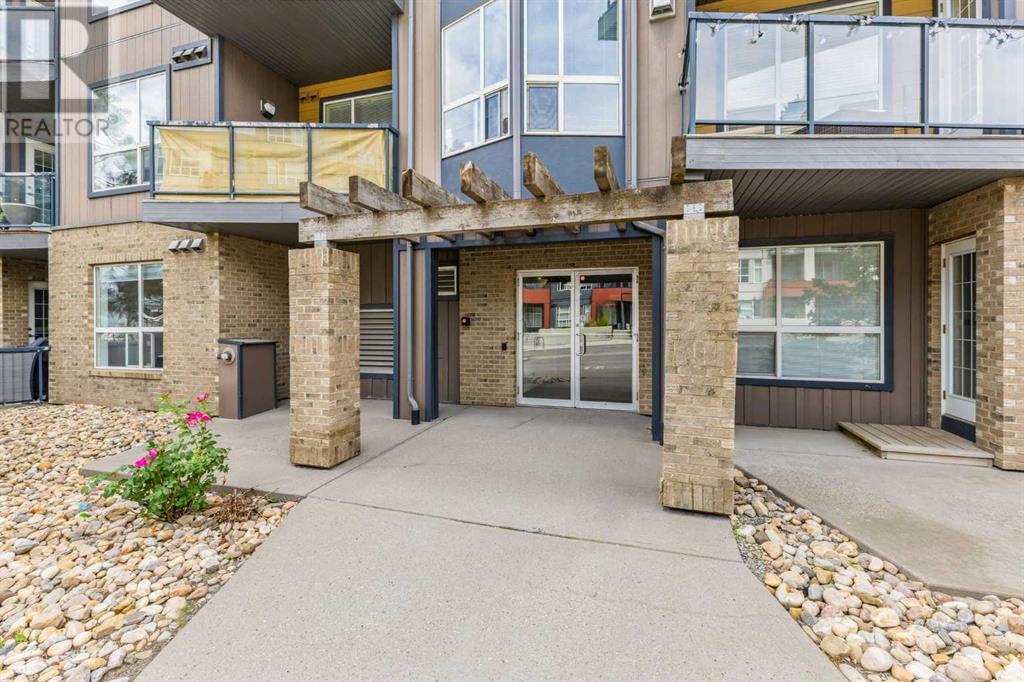 Photo 6 of 302 2420 34 Avenue Sw, Calgary AB