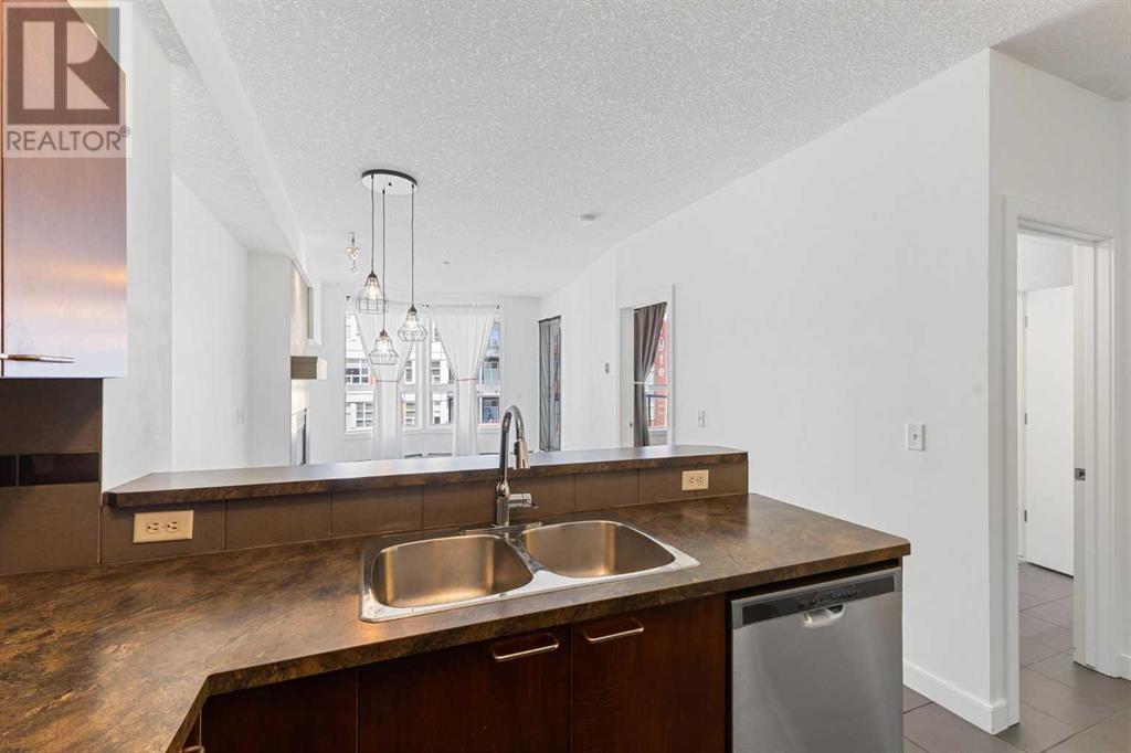 Photo 38 of 302 2420 34 Avenue Sw, Calgary AB