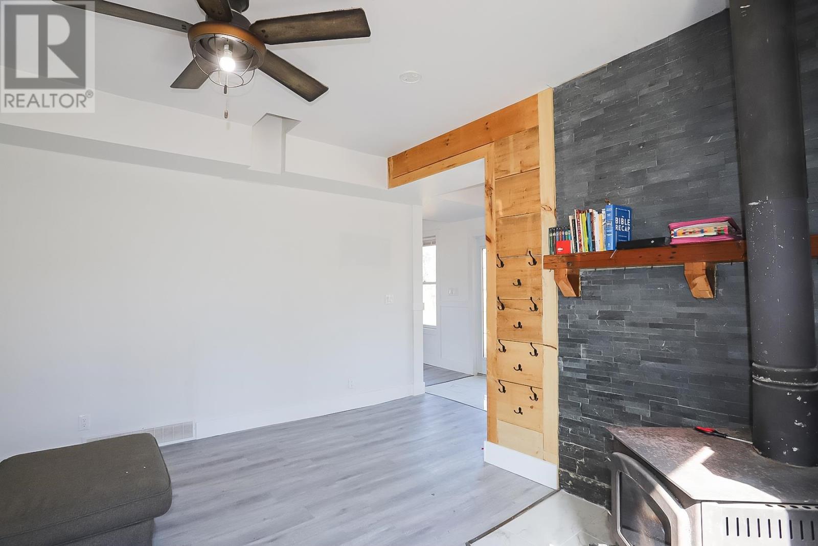 Photo 5 of 2521 U Line Rd, Hilton Beach ON
