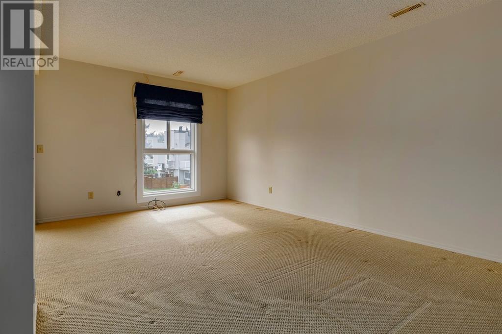 Single Family House for Sale in   Elbow Drive SW Canyon Meadows Calgary 