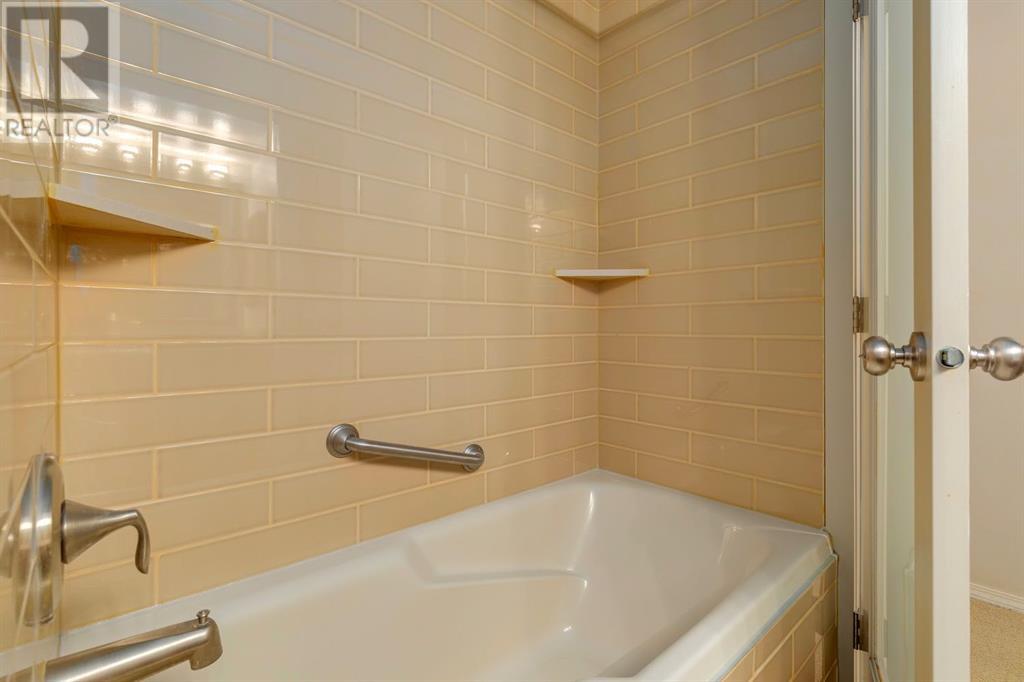 Single Family House for Sale in   Elbow Drive SW Canyon Meadows Calgary 