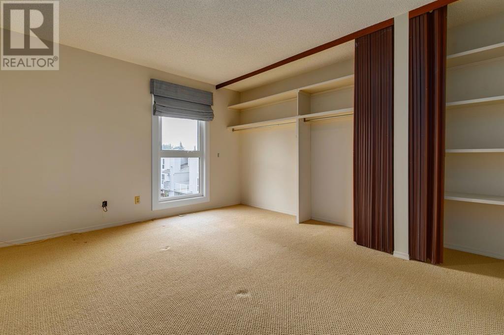 Single Family House for Sale in   Elbow Drive SW Canyon Meadows Calgary 