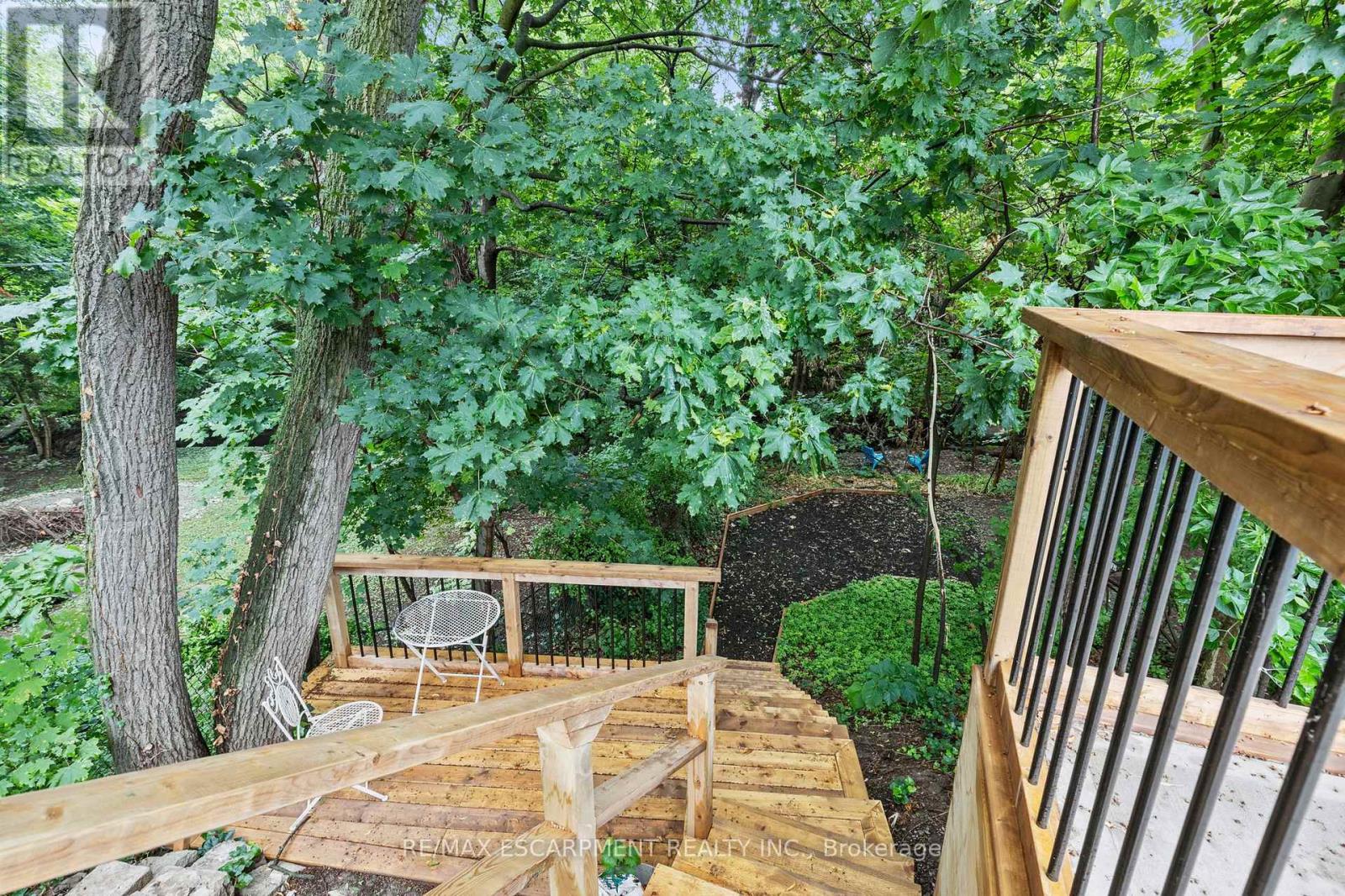 Photo 39 of 36 Spring Garden Boulevard, St Catharines ON