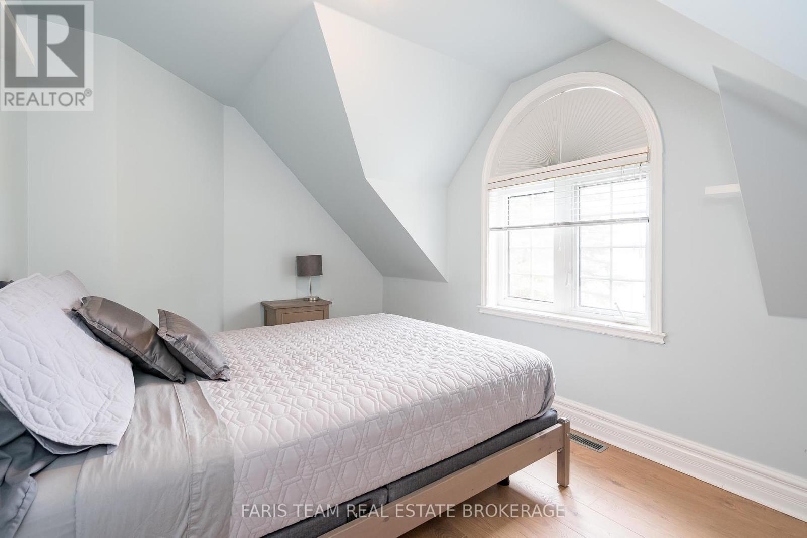 Photo 4 of 281 Puddicombe Road, Midland ON