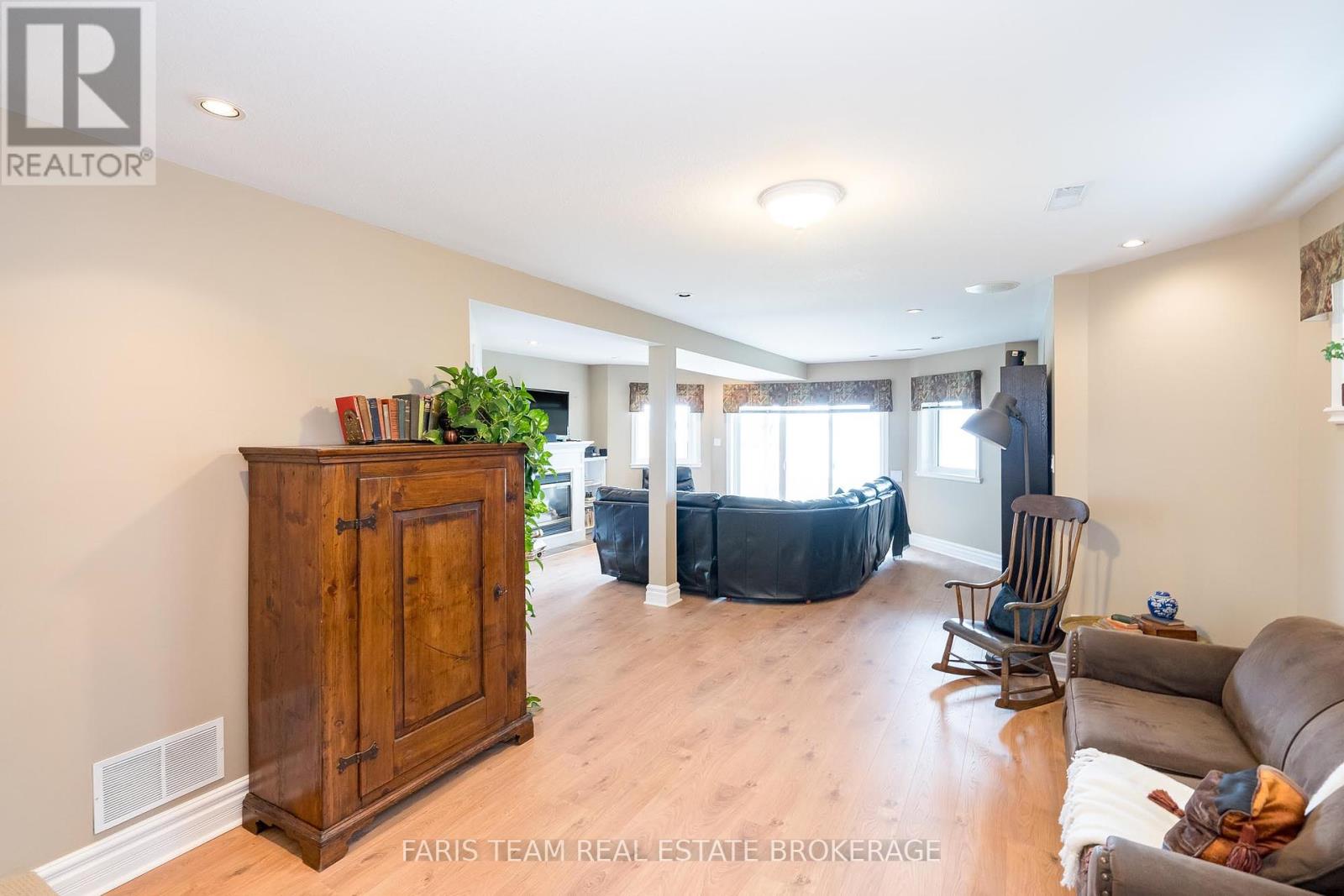 Photo 2 of 281 Puddicombe Road, Midland ON