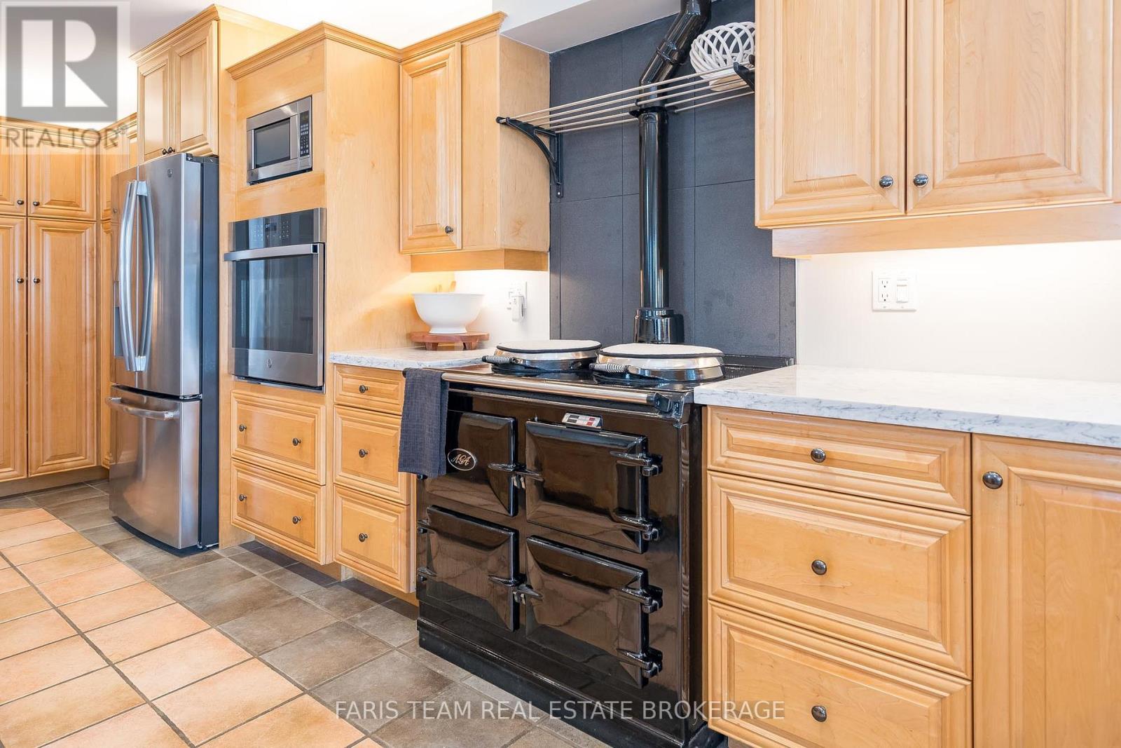 Photo 28 of 281 Puddicombe Road, Midland ON