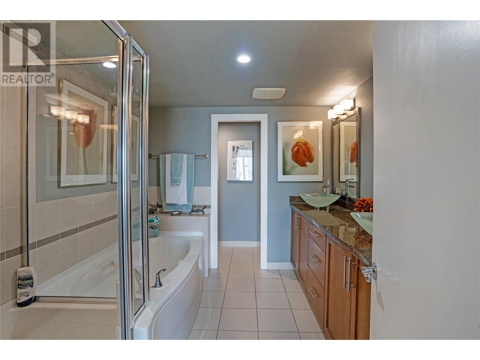 Photo 26 of 1160 Bernard Avenue Unit 712, Kelowna BC