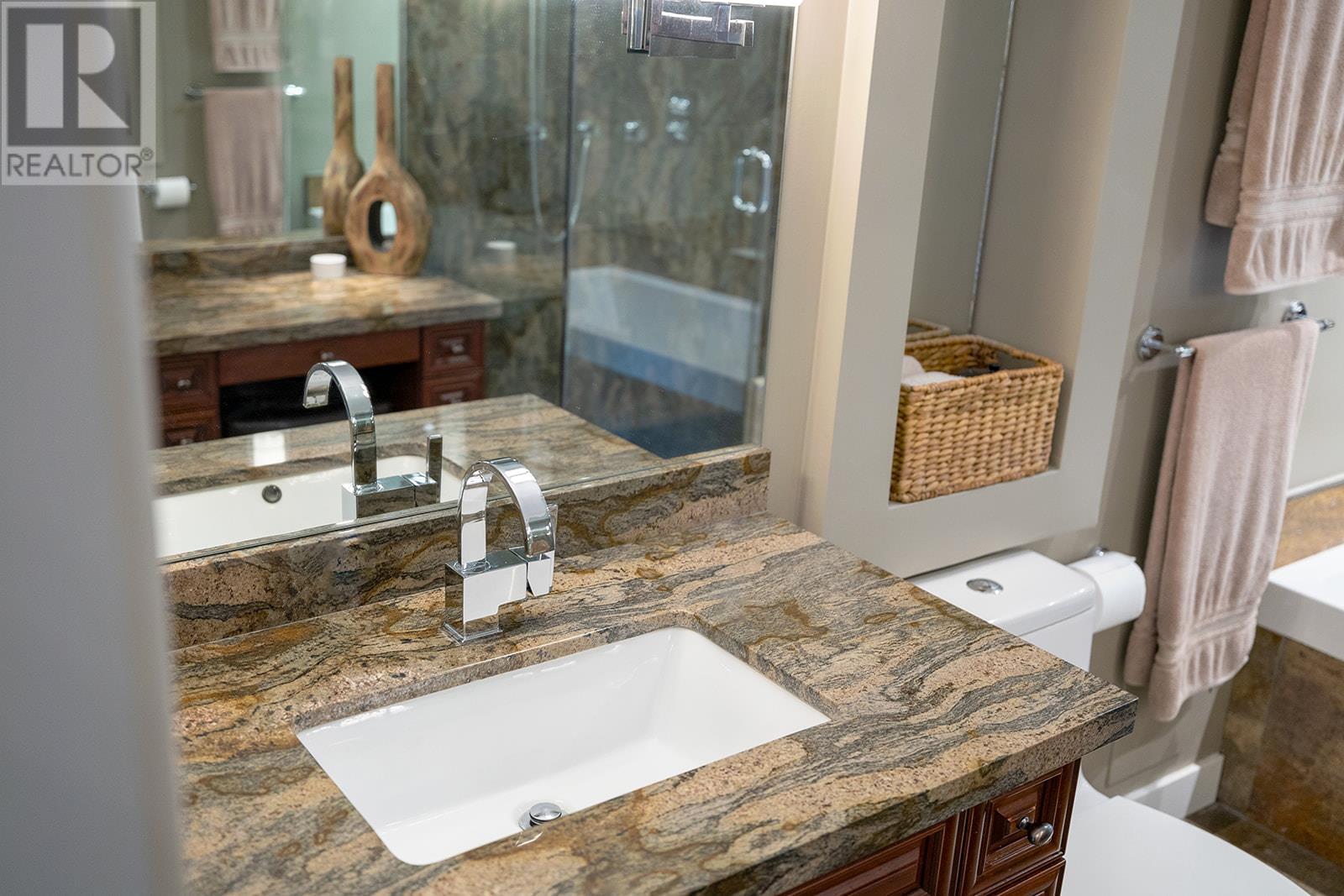 Photo 29 of 1152 Sunset Drive Unit 1702, Kelowna BC