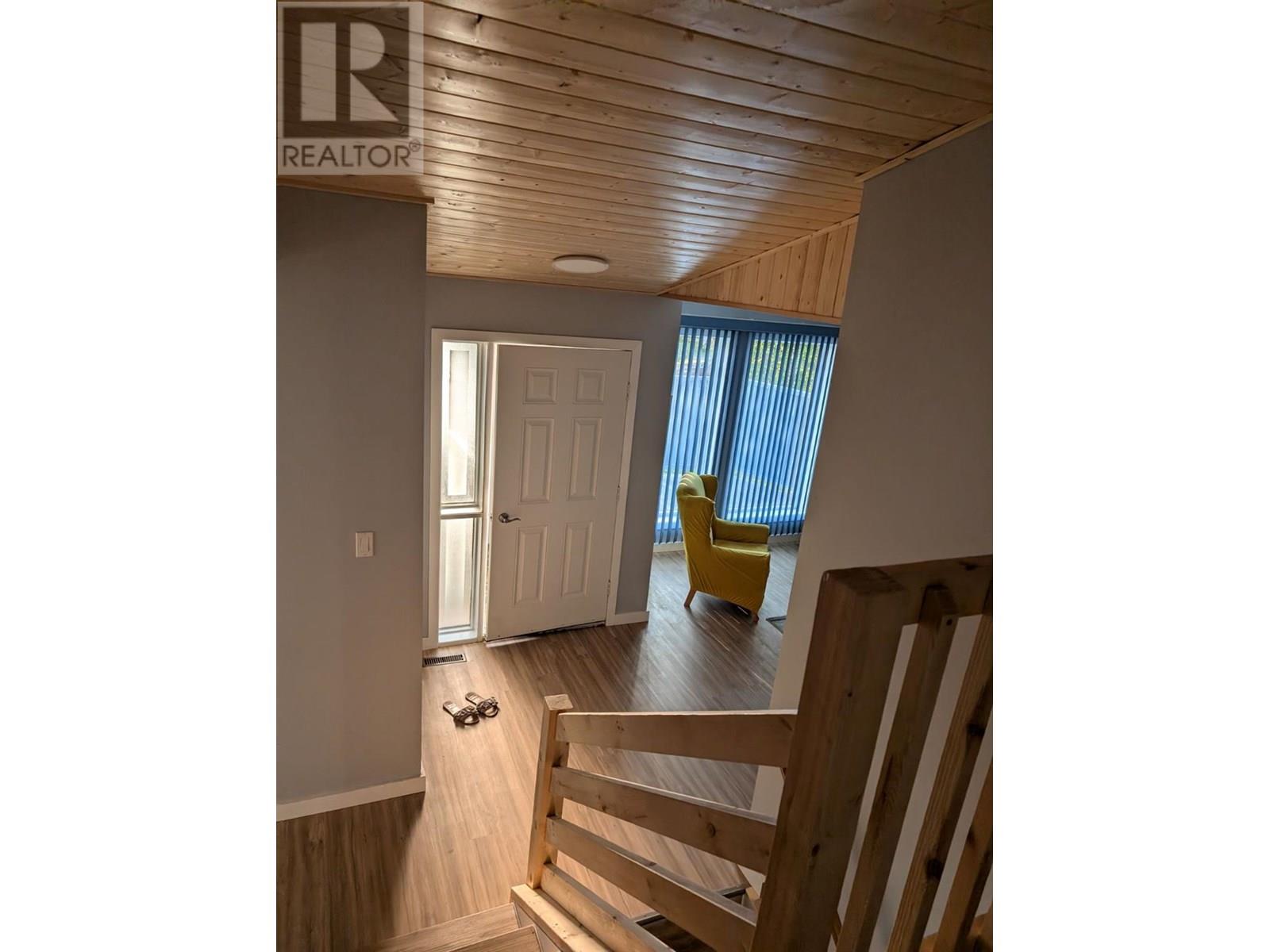 Photo 14 of 52 Sukunka Place, Tumbler Ridge BC