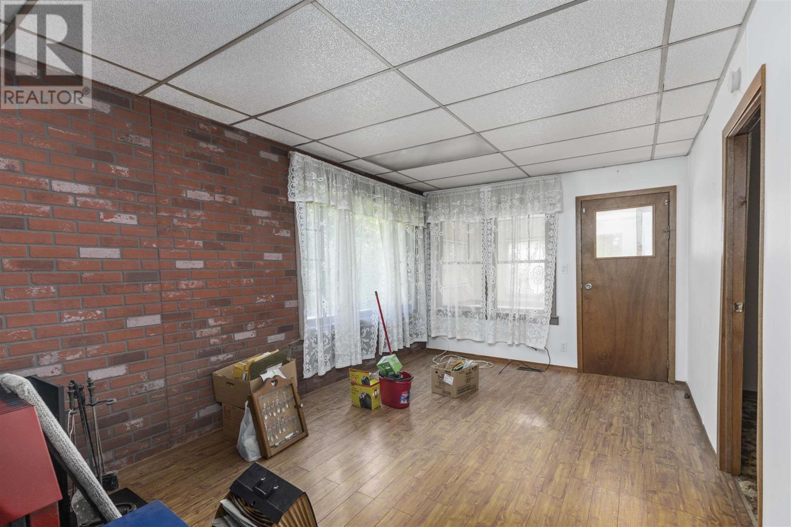 Photo 13 of 1532 Third Lin W, Sault Ste Marie ON