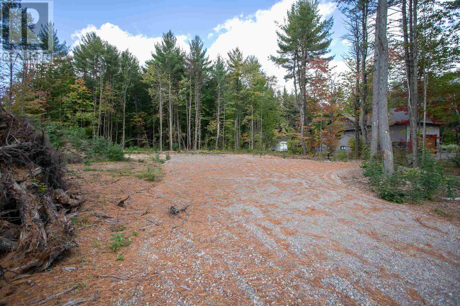 Photo 3 of 854 River Rd, Sault Ste Marie ON