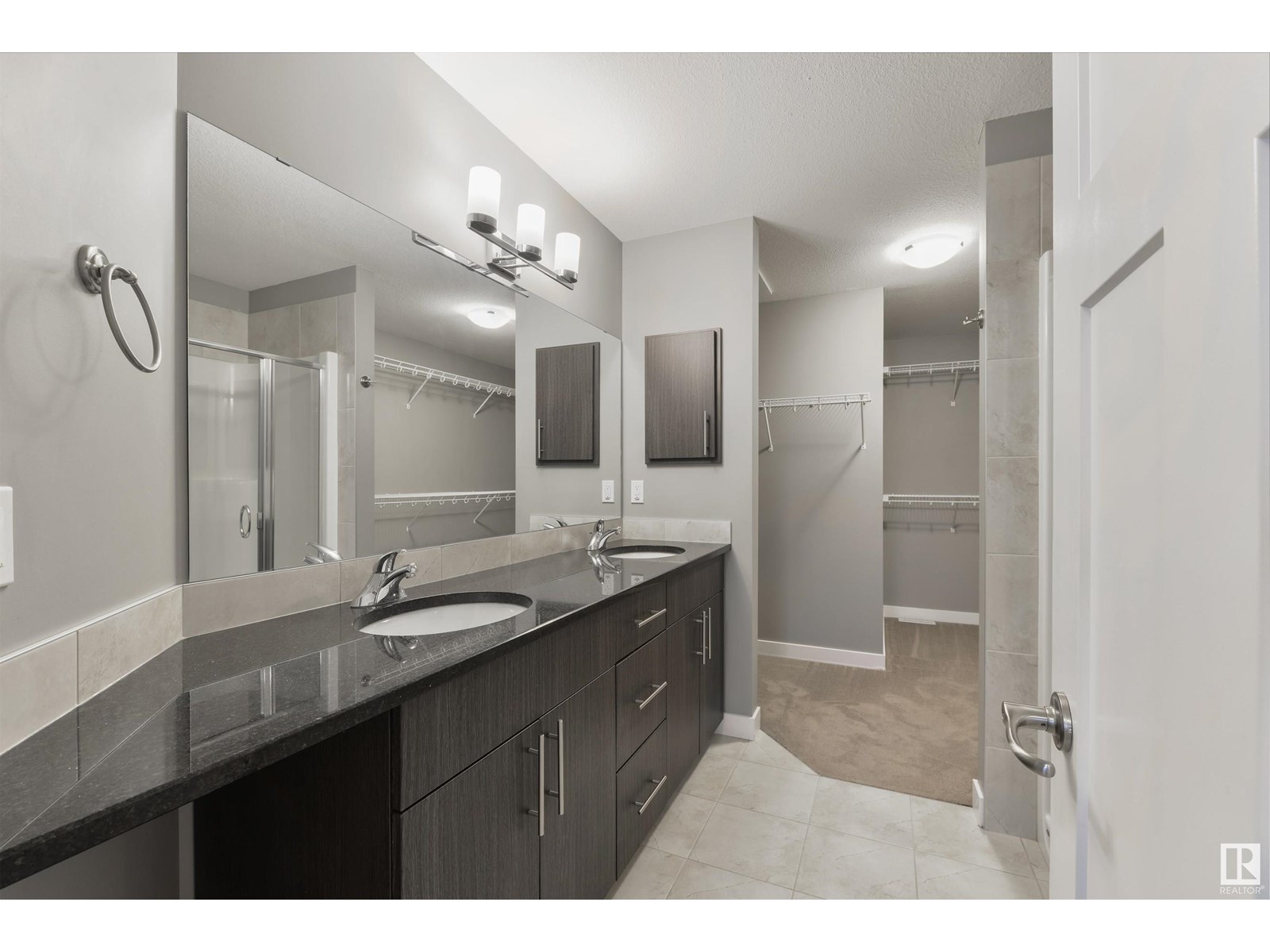 Photo 26 of 2328 Ware Cr Nw, Edmonton AB