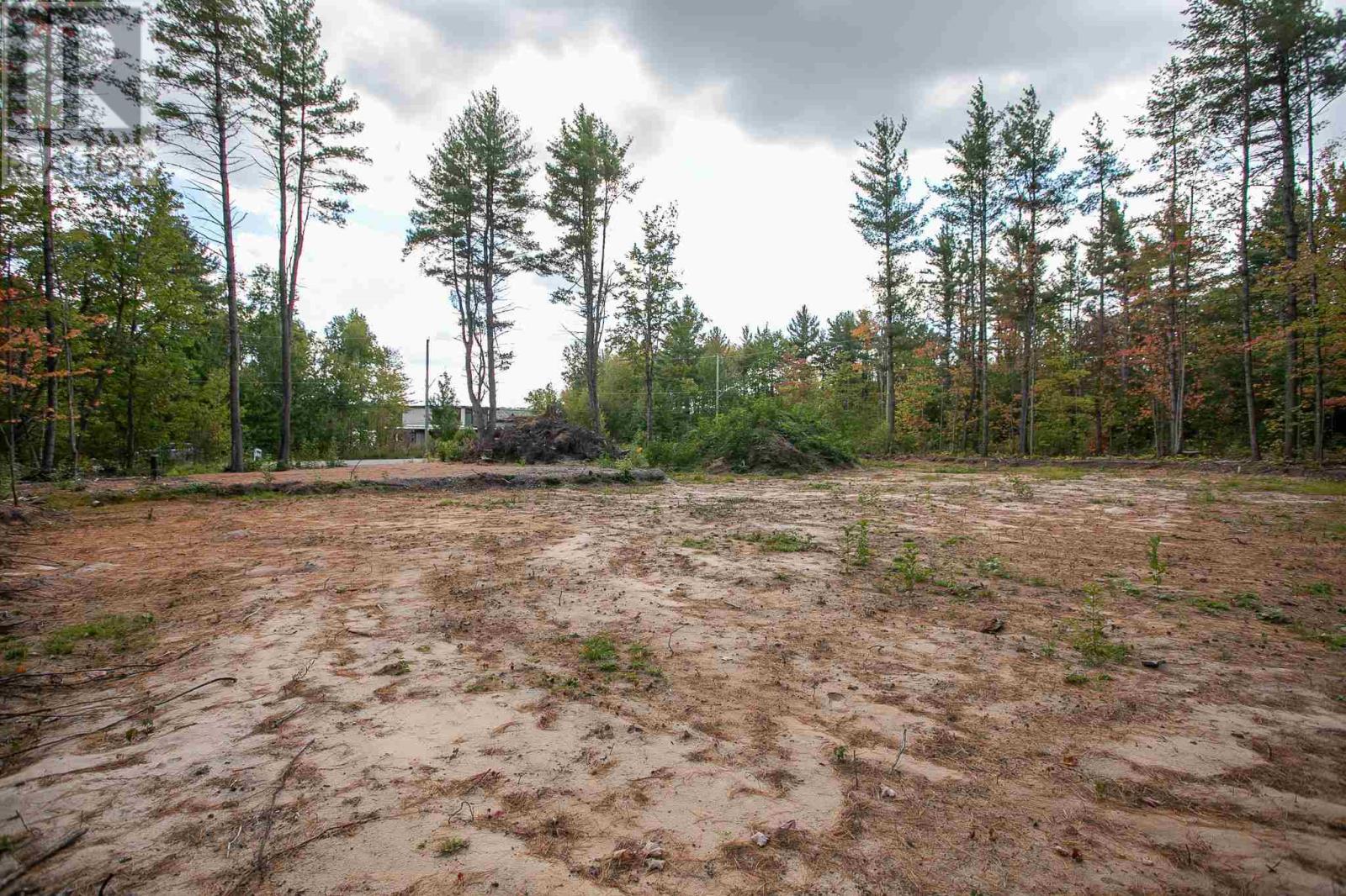 Photo 6 of 854 River Rd, Sault Ste Marie ON