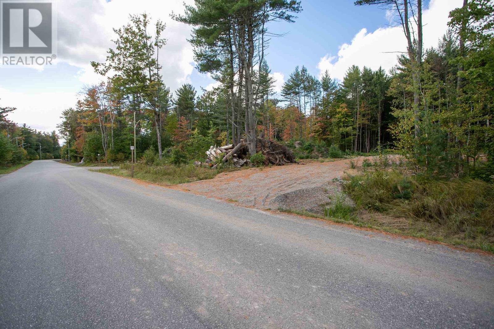 Photo 10 of 854 River Rd, Sault Ste Marie ON
