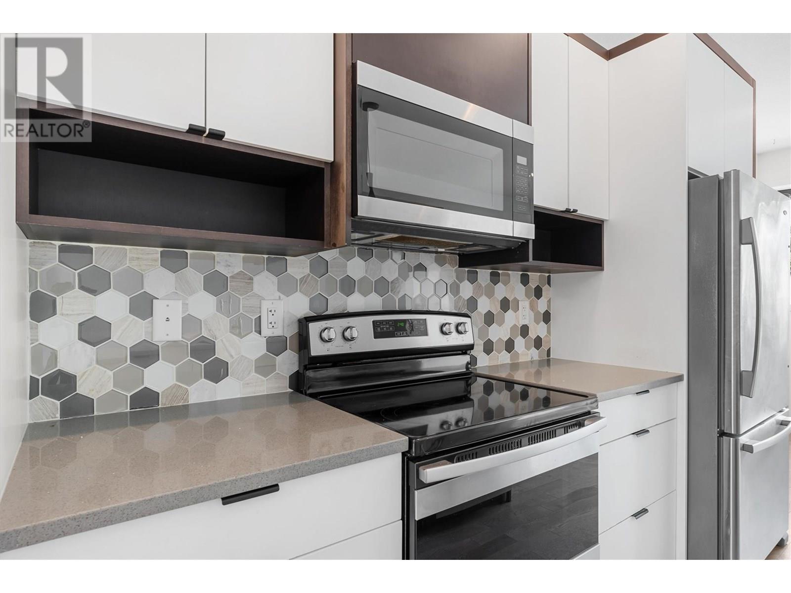 Photo 16 of 5400 Willow Drive Unit 2, Vernon BC