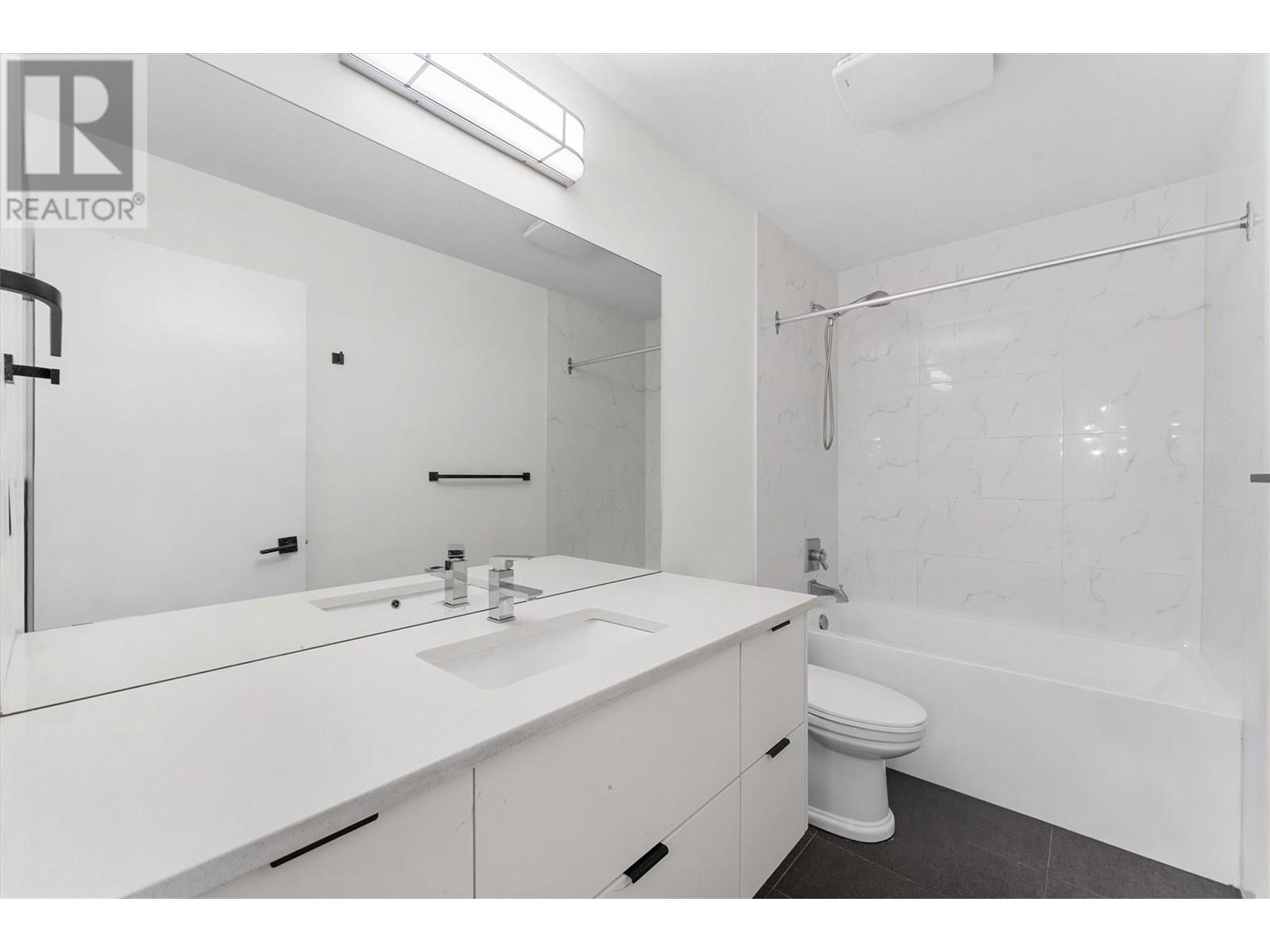 Photo 11 of 5400 Willow Drive Unit 2, Vernon BC