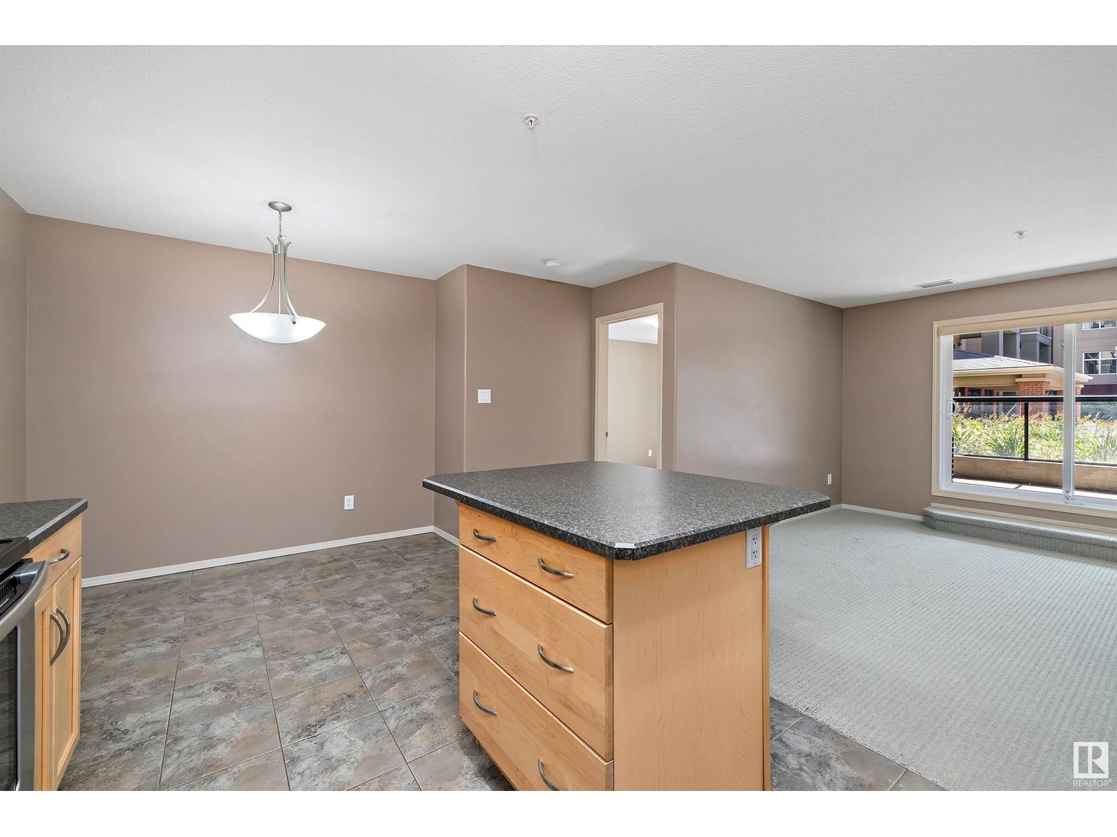 Photo 15 of 122 7909 71 St Nw, Edmonton AB