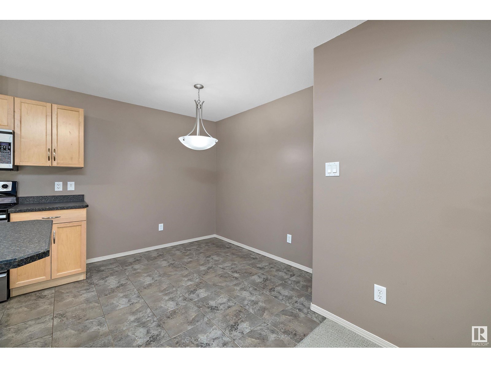 Photo 16 of 122 7909 71 St Nw, Edmonton AB