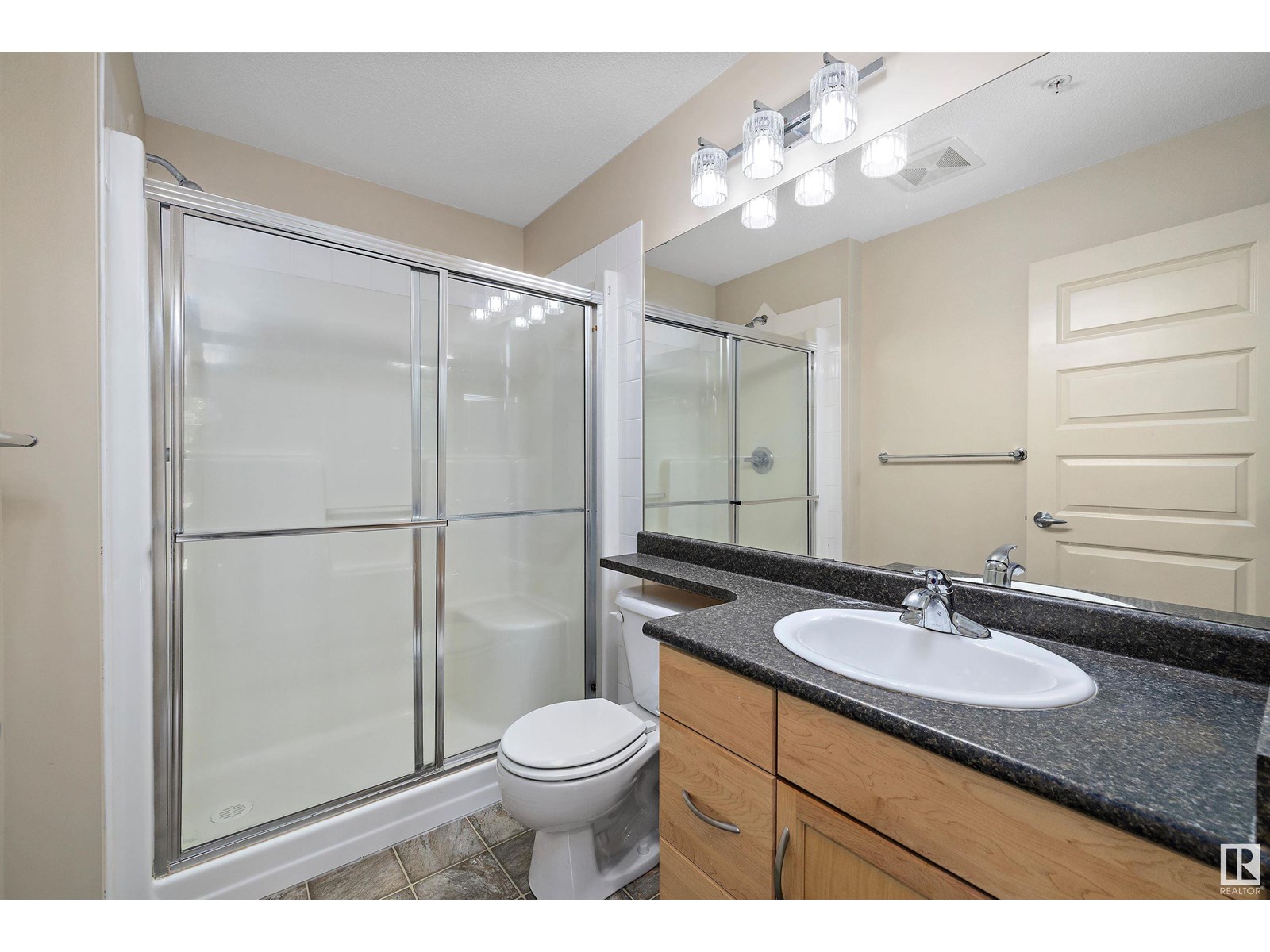 Photo 24 of 122 7909 71 St Nw, Edmonton AB