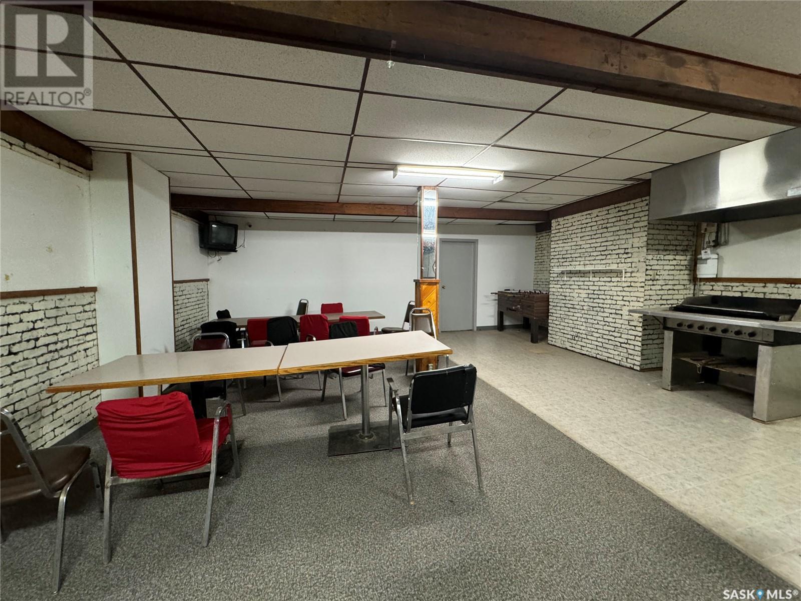 Photo 10 of 114 Centre Street, Coronach SK