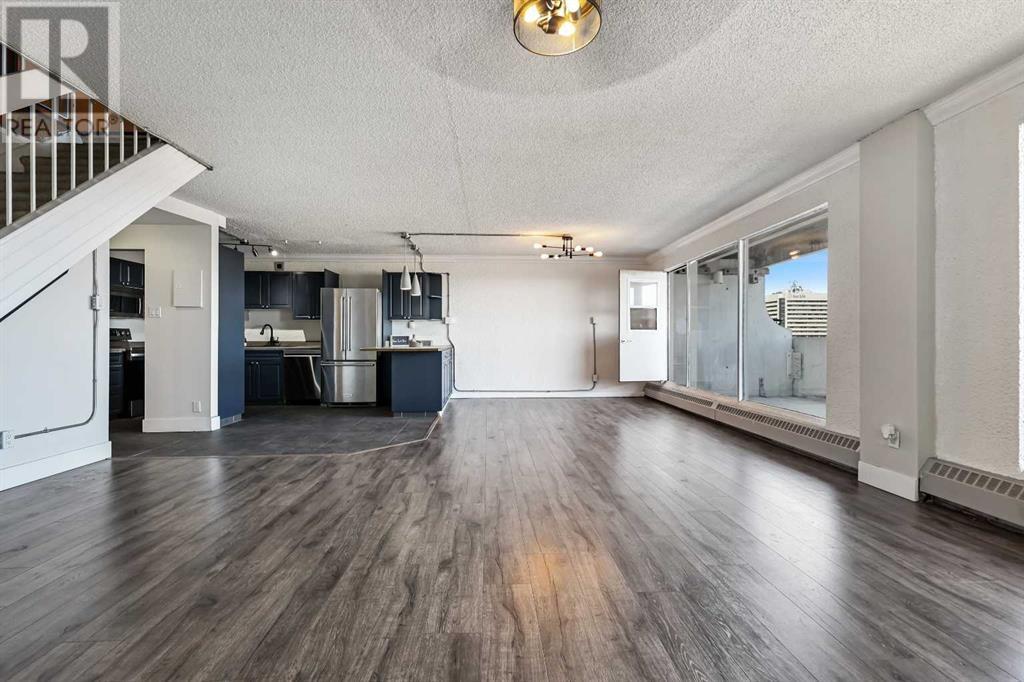 Single Family House for Sale in    Avenue SE Downtown Commercial Core Calgary 