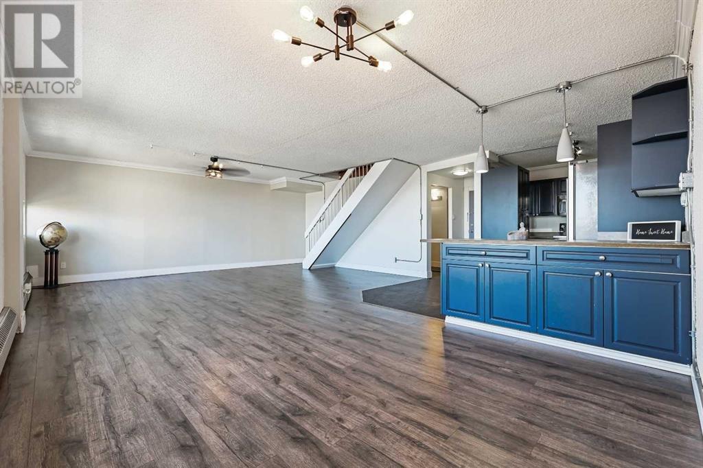 Single Family House for Sale in    Avenue SE Downtown Commercial Core Calgary 