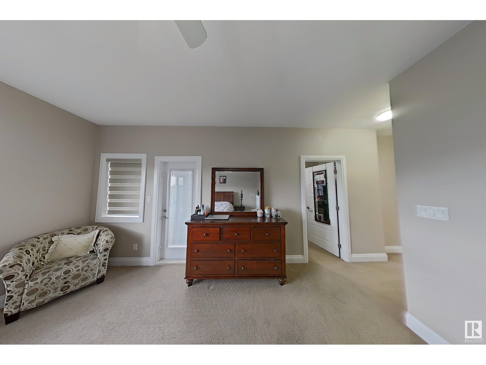 Photo 42 of 5121 1 B Av Sw, Edmonton AB
