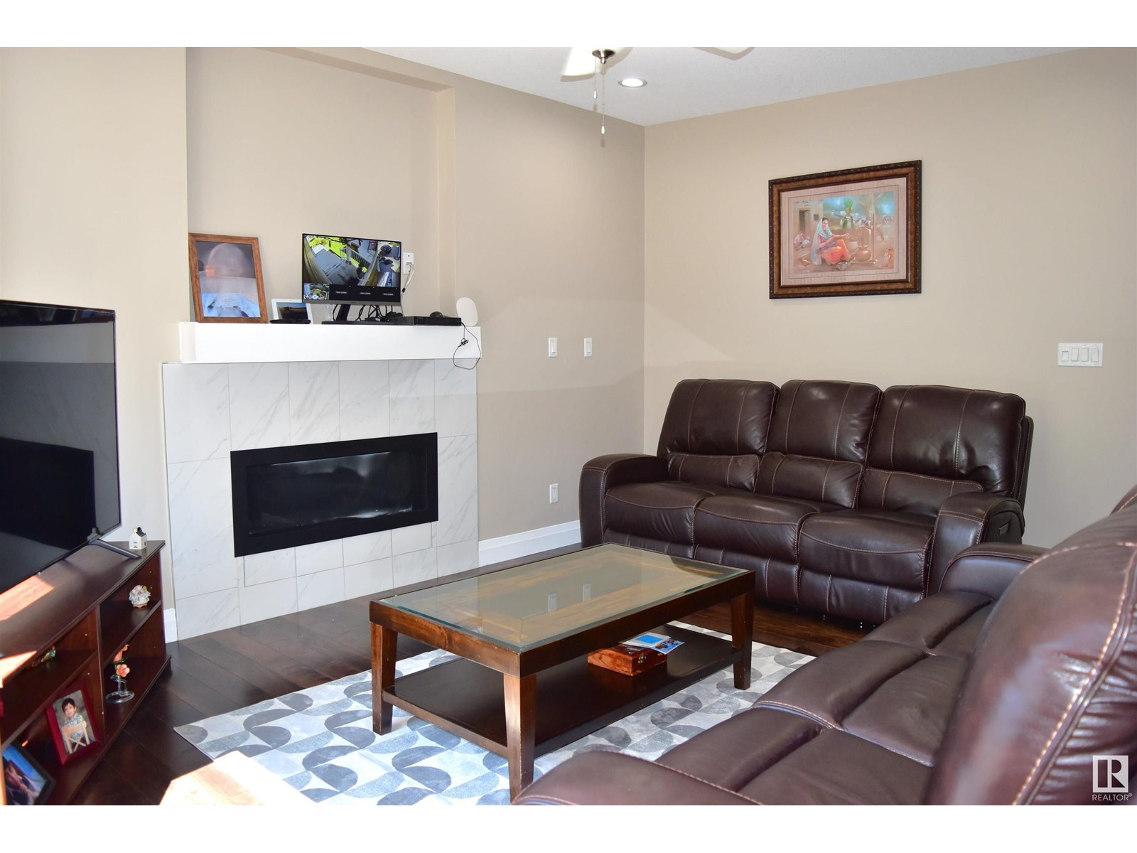 Photo 15 of 5121 1 B Av Sw, Edmonton AB