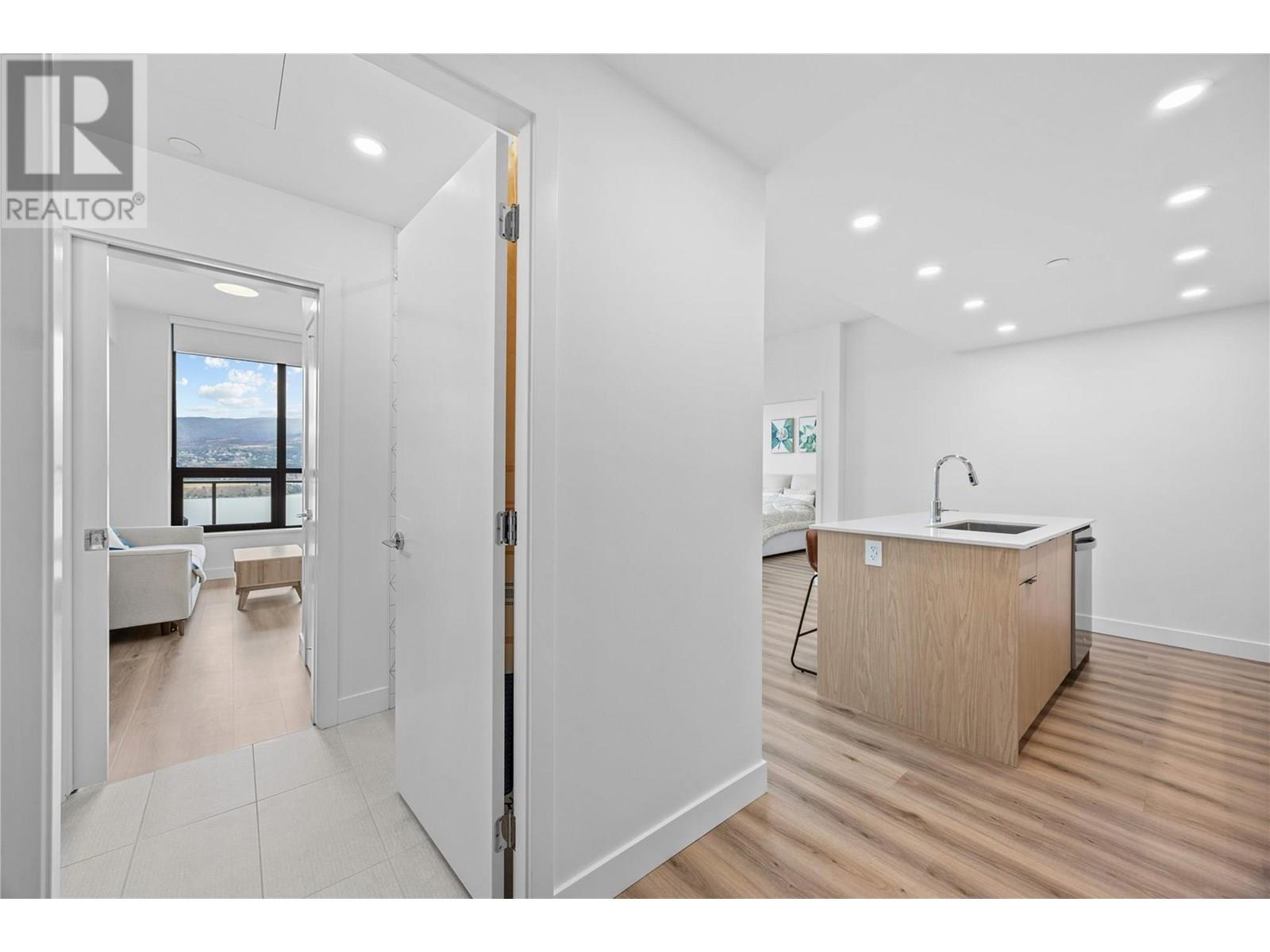 Photo 6 of 1488 Bertram Street Unit 3201, Kelowna BC