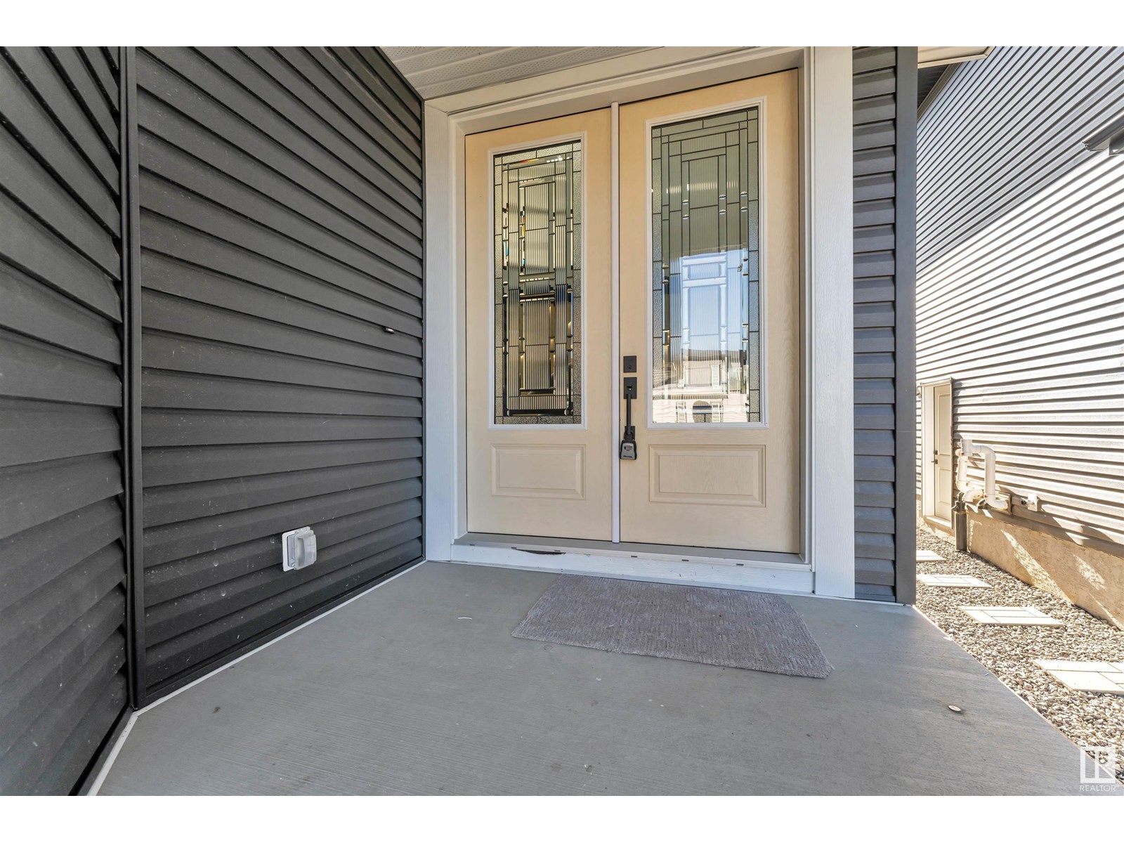 Photo 5 of 4008 40 St, Beaumont AB