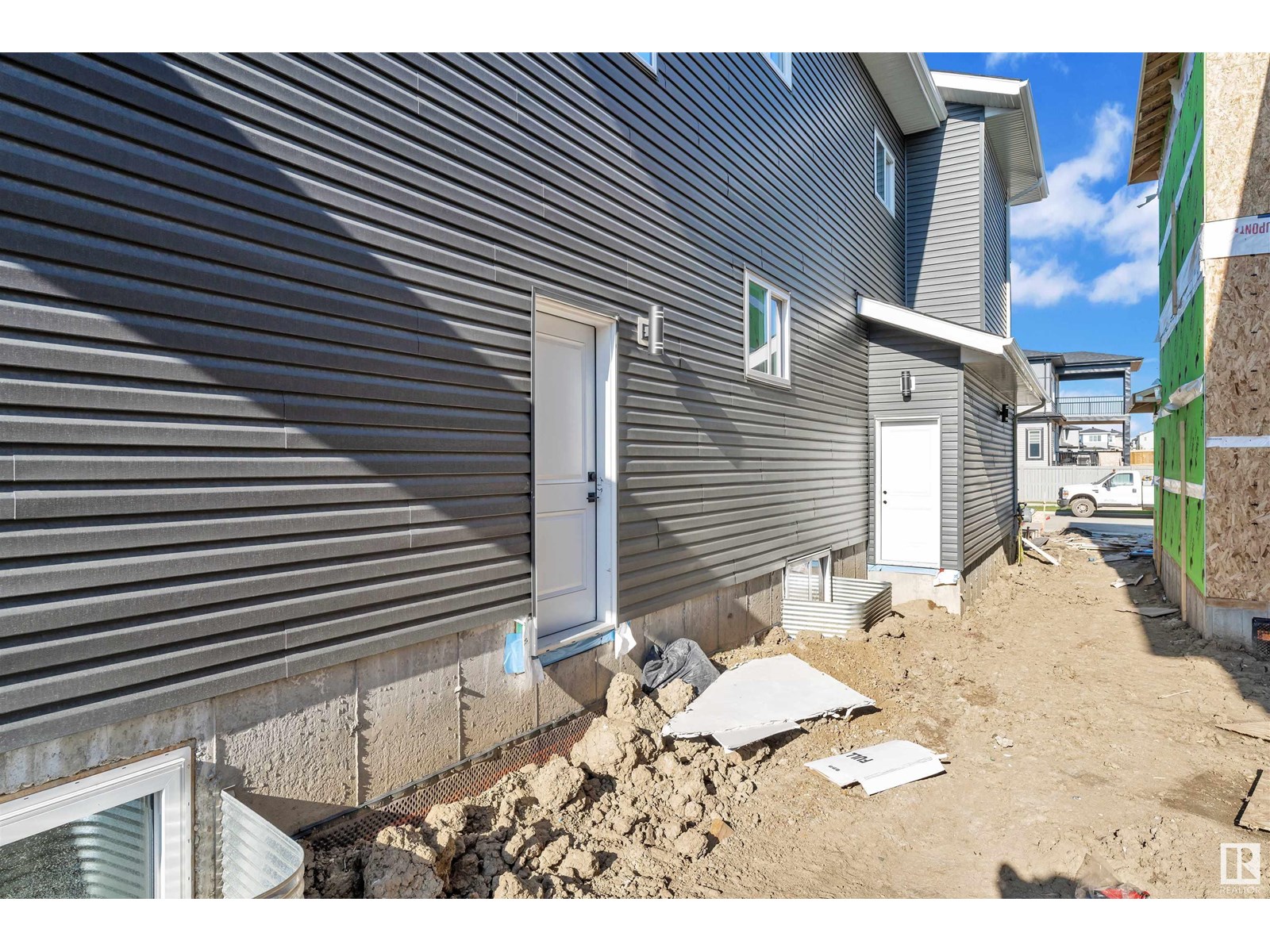 Photo 58 of 4008 40 St, Beaumont AB