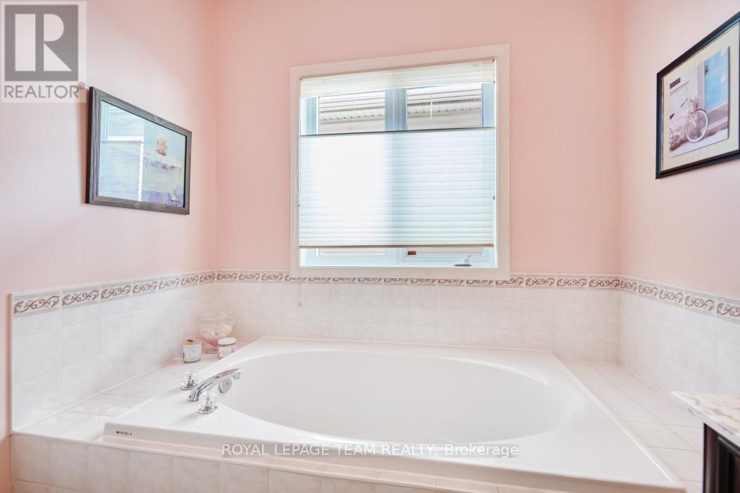 Photo 1 of 1581 Belleterre Street, Ottawa ON