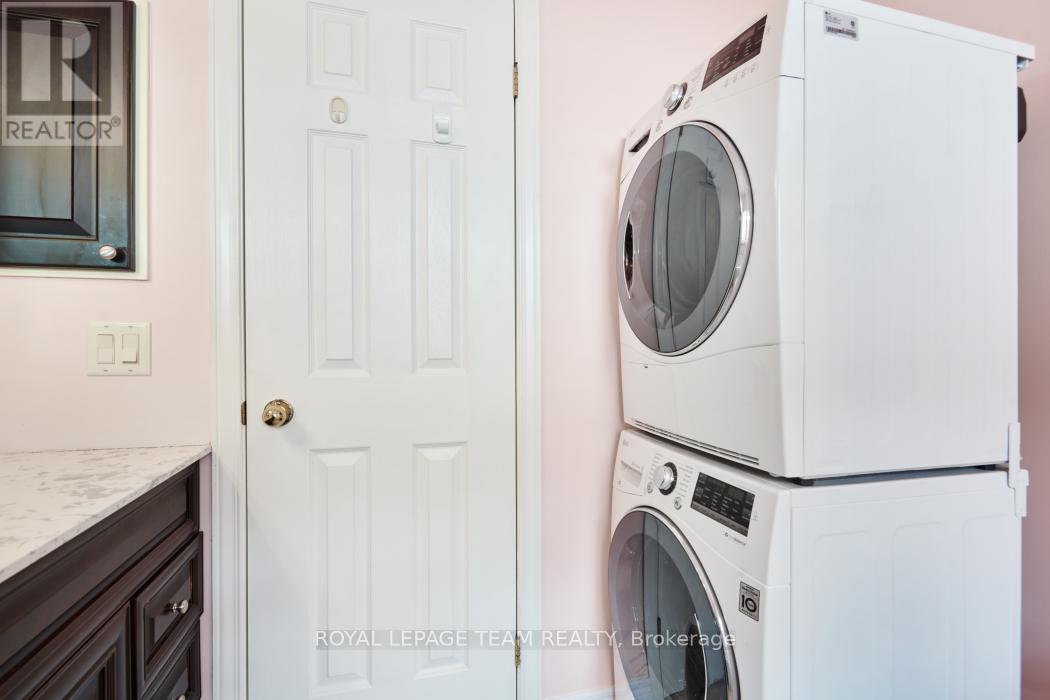 Photo 32 of 1581 Belleterre Street, Ottawa ON
