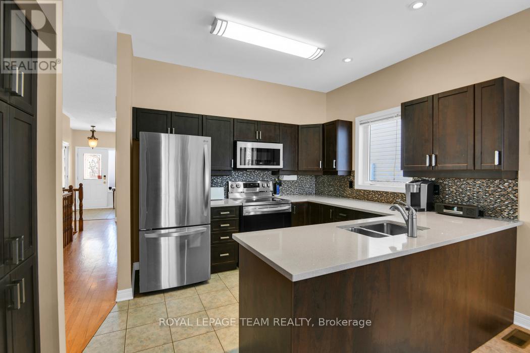 Photo 21 of 1581 Belleterre Street, Ottawa ON