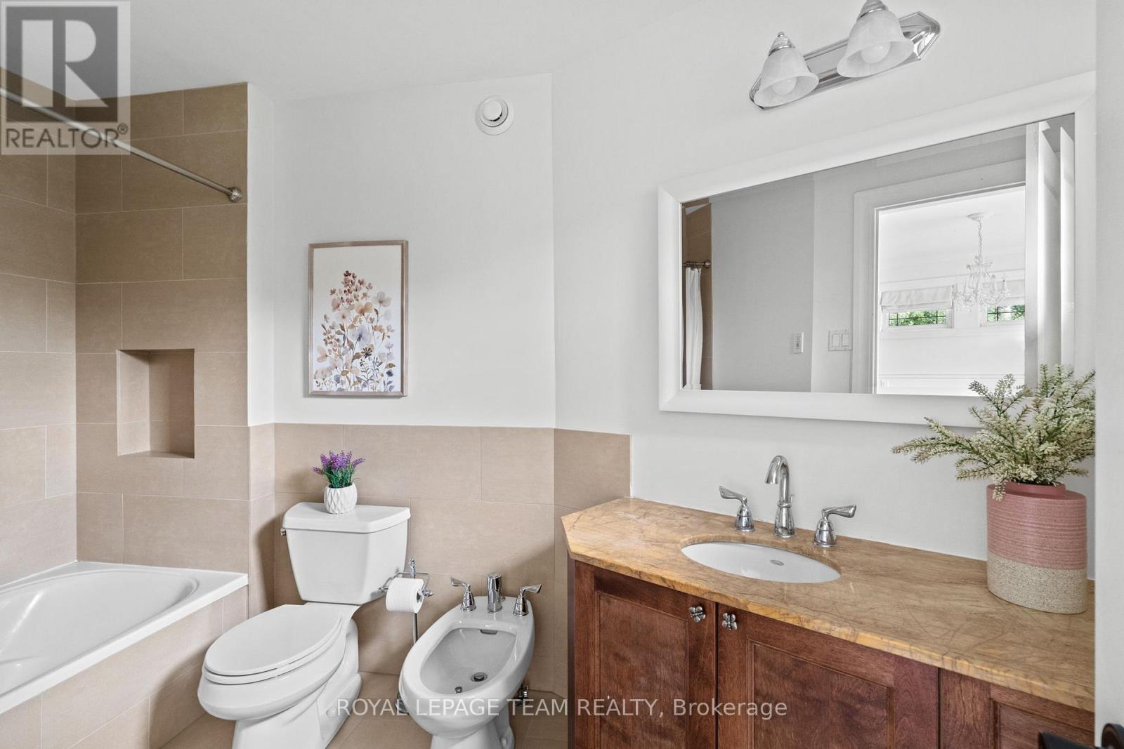 Photo 47 of 5811 Longhearth Way, Ottawa ON