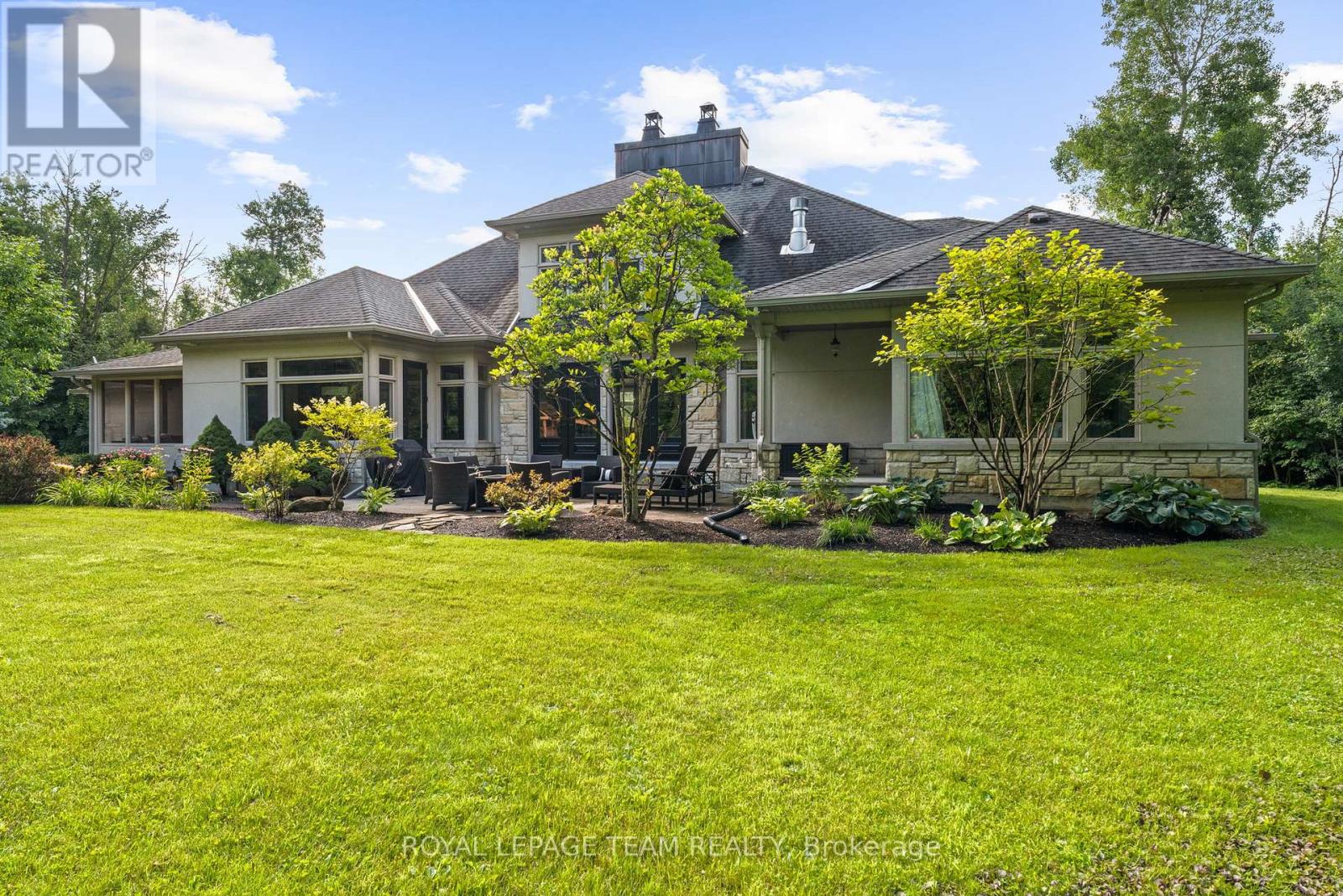 Photo 31 of 5811 Longhearth Way, Ottawa ON