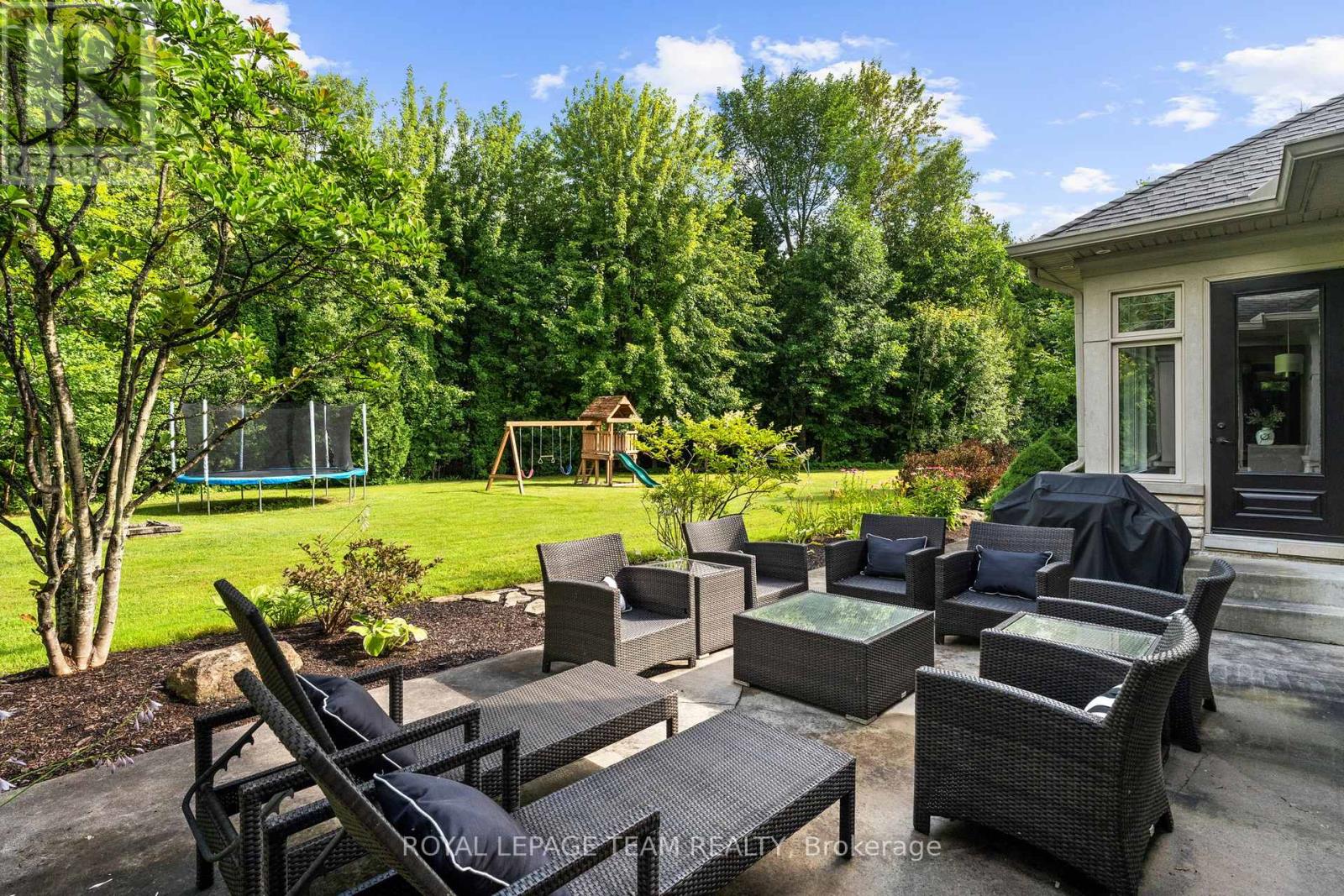 Photo 28 of 5811 Longhearth Way, Ottawa ON