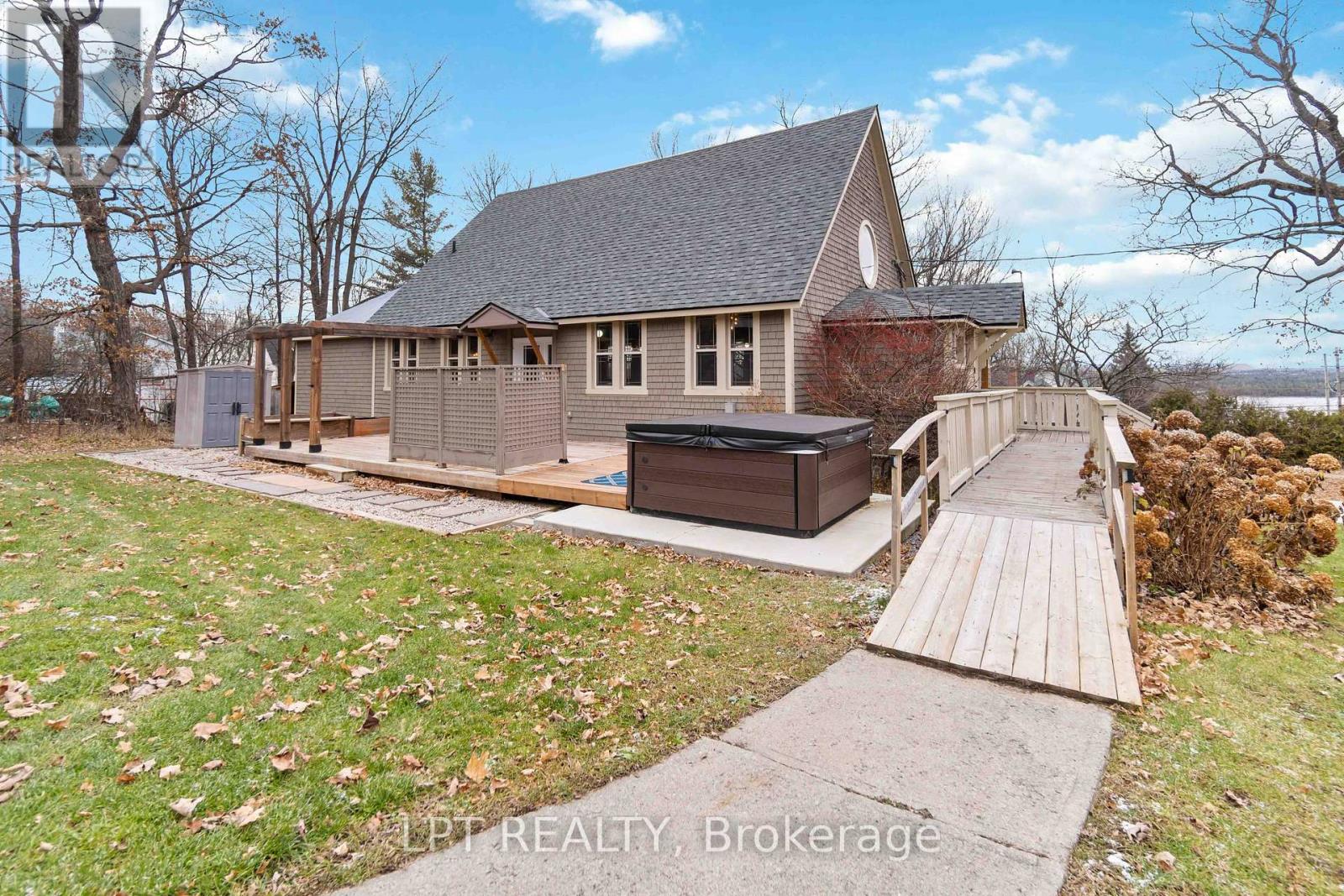 Photo 3 of 26 Charbonneau Street, Mcnab Braeside ON