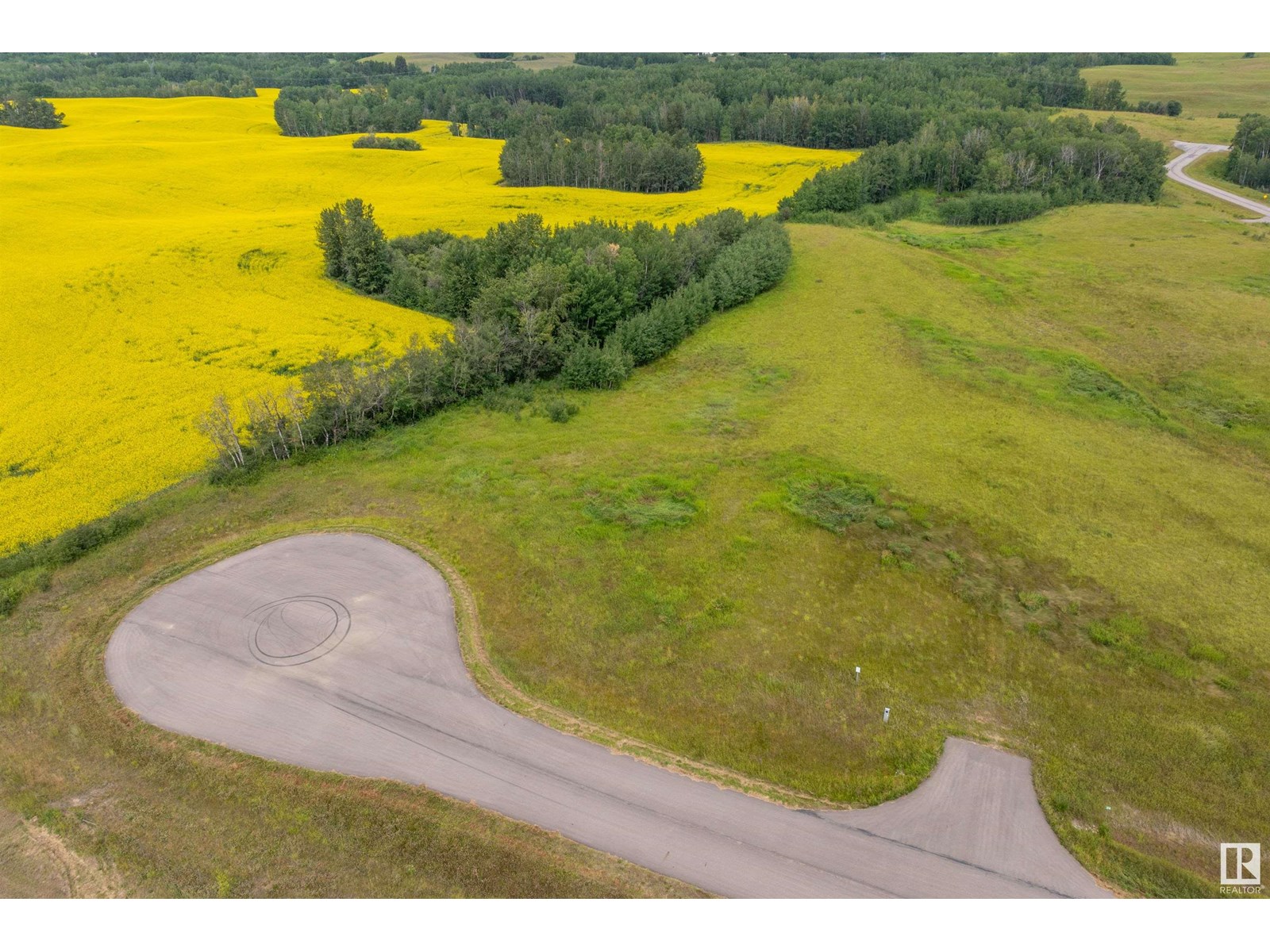 Photo 3 of 34 53214 Rge Road 13, Rural Parkland County AB