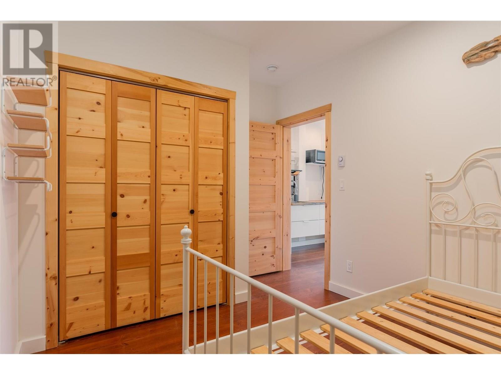 5336 Amundsen Road, Kaslo