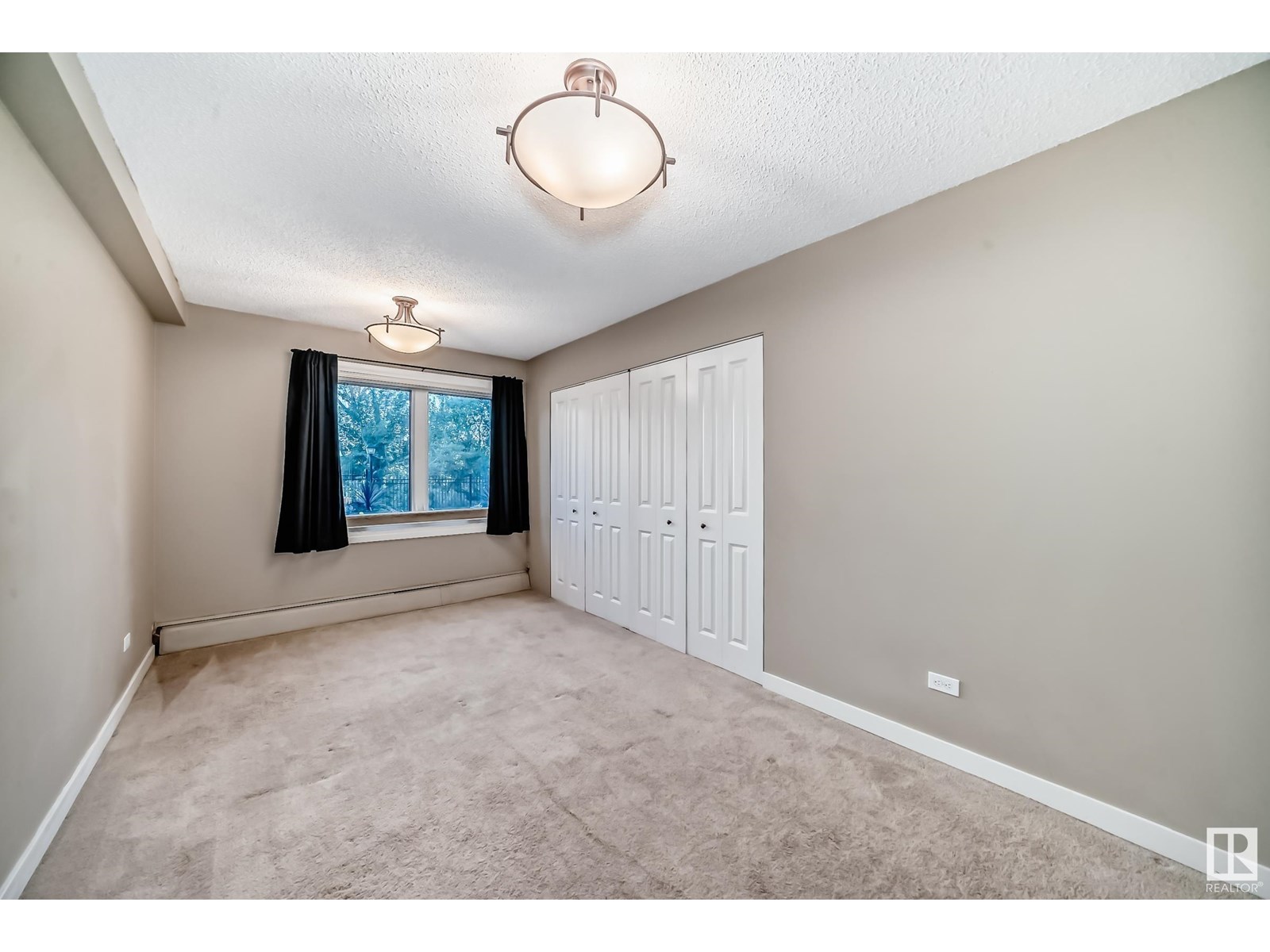 Photo 46 of 101 9737 112 St Nw, Edmonton AB