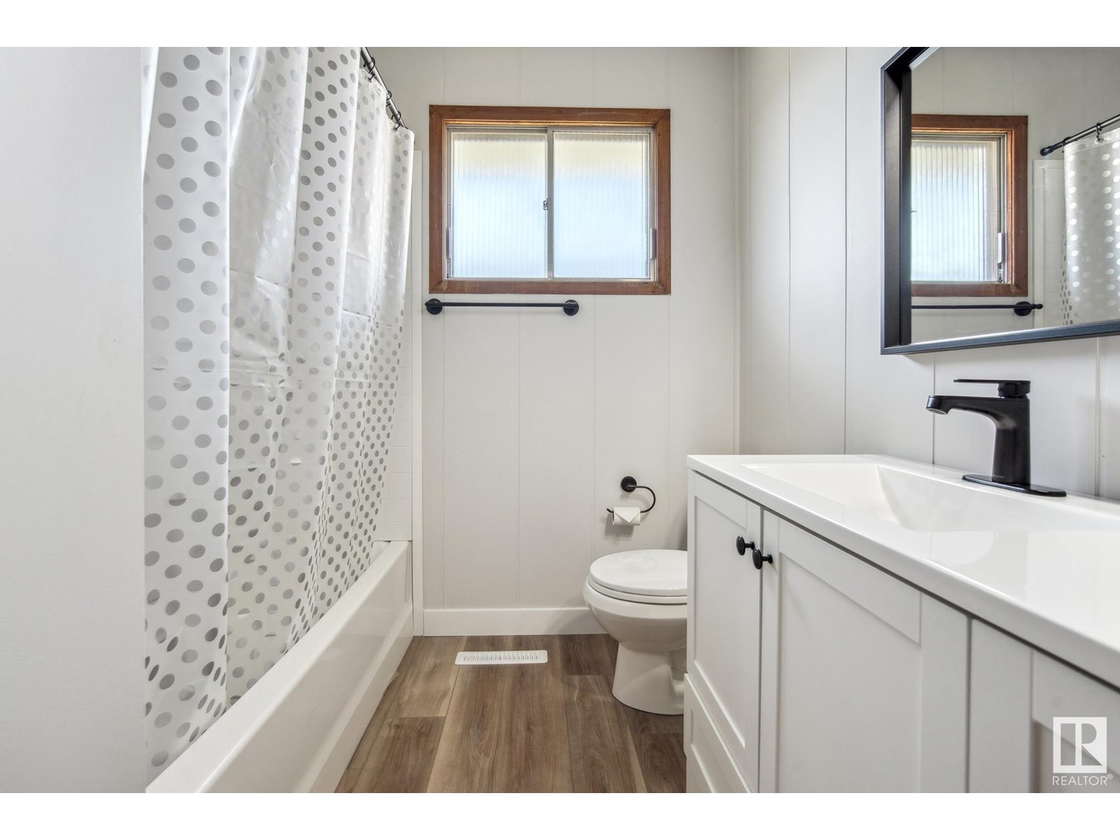 Photo 15 of 6007 95 Av Nw, Edmonton AB