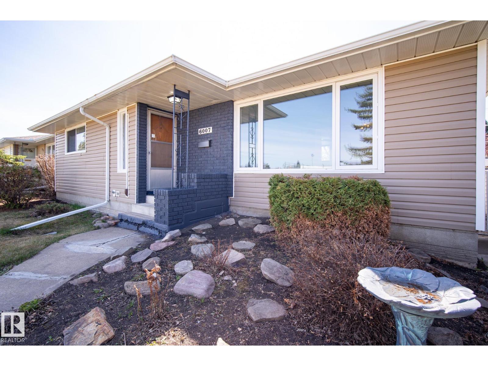 Photo 34 of 6007 95 Av Nw, Edmonton AB