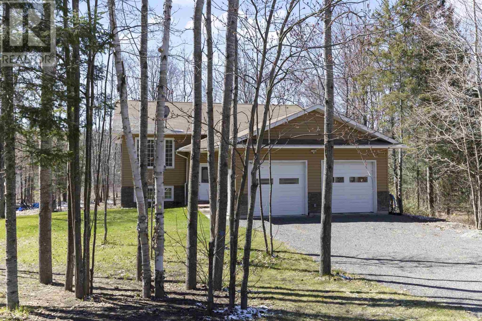 Photo 38 of 47 B River Dr, Blind River ON