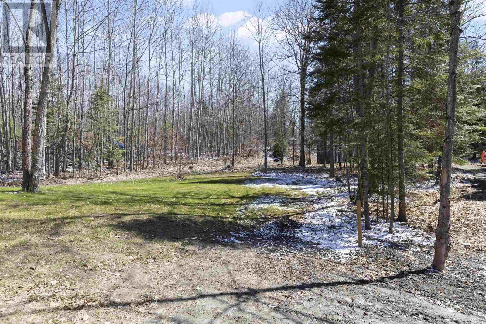 Photo 34 of 47 B River Dr, Blind River ON