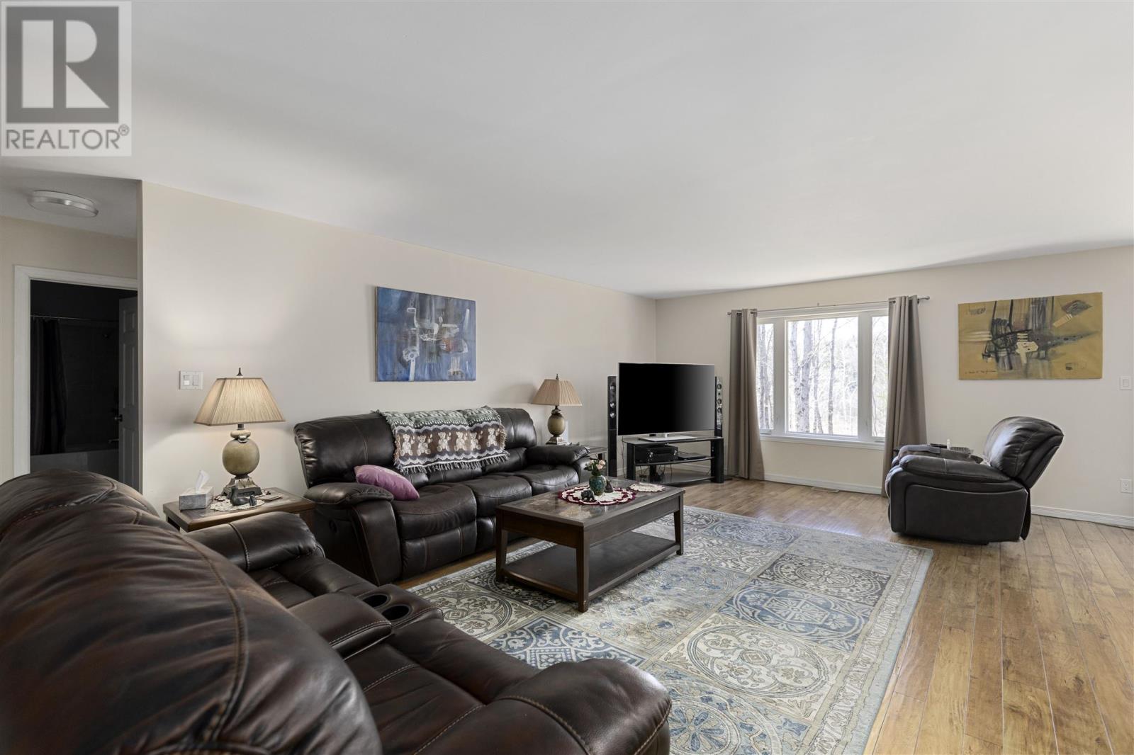 Photo 3 of 47 B River Dr, Blind River ON