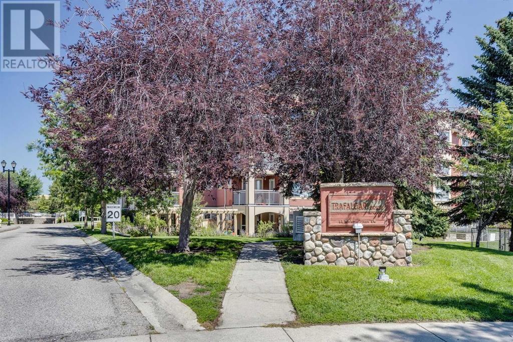 Single Family House for Sale in   Richard Place SW Lincoln Park Calgary 
