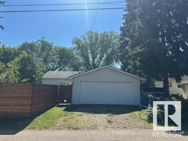 Photo 43 of 8528 64 Av Nw, Edmonton AB