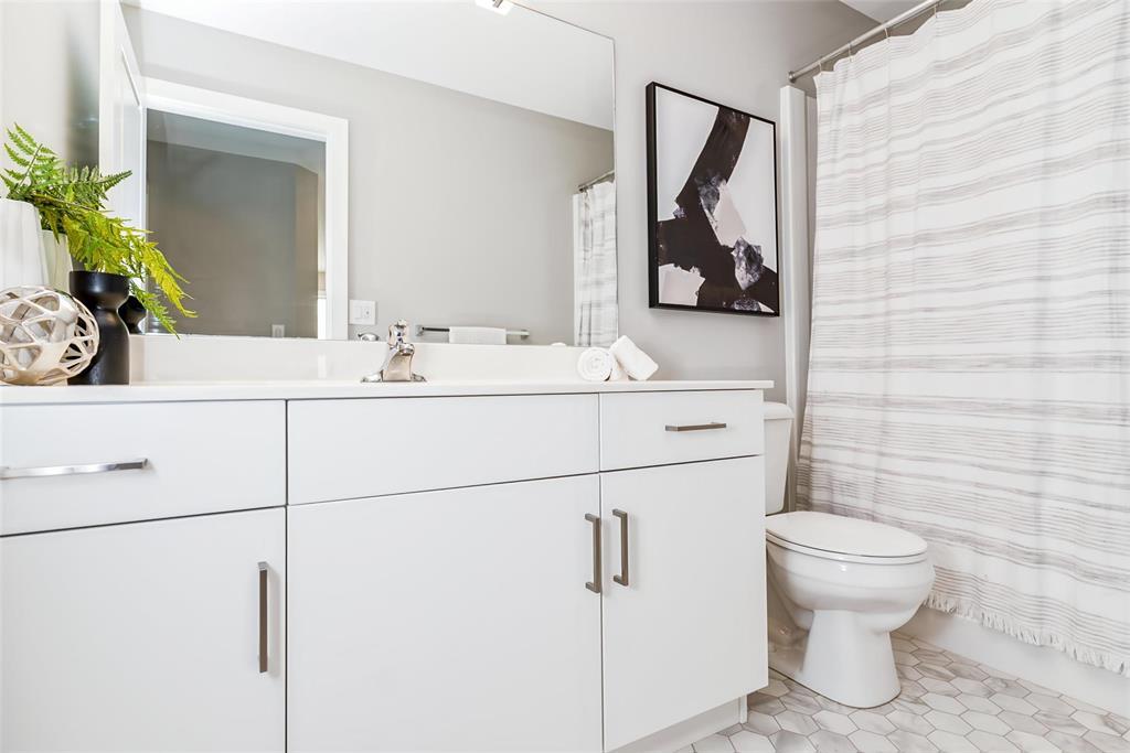 Photo 38 of 275 Robert Bockstael Drive, Winnipeg MB